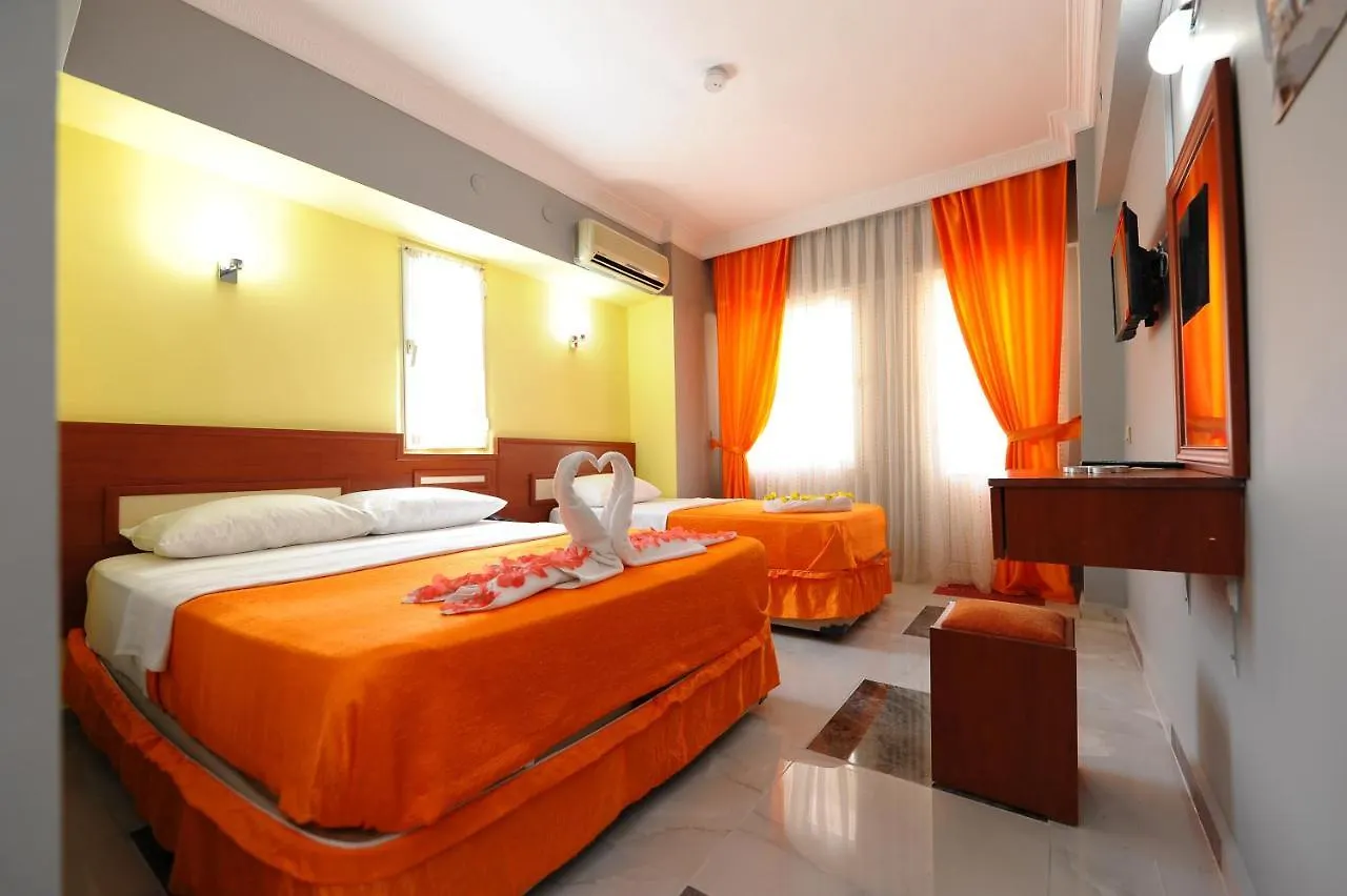 Kemalbutik Hotel Marmaris 2*,